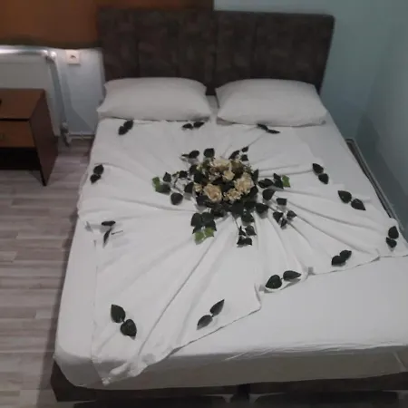 Kueltuer Pansiyon *