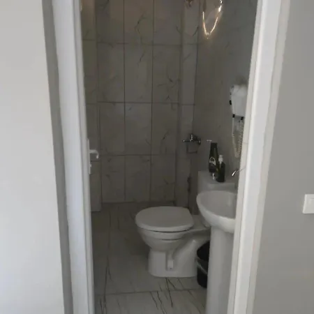 Kueltuer Pansiyon *